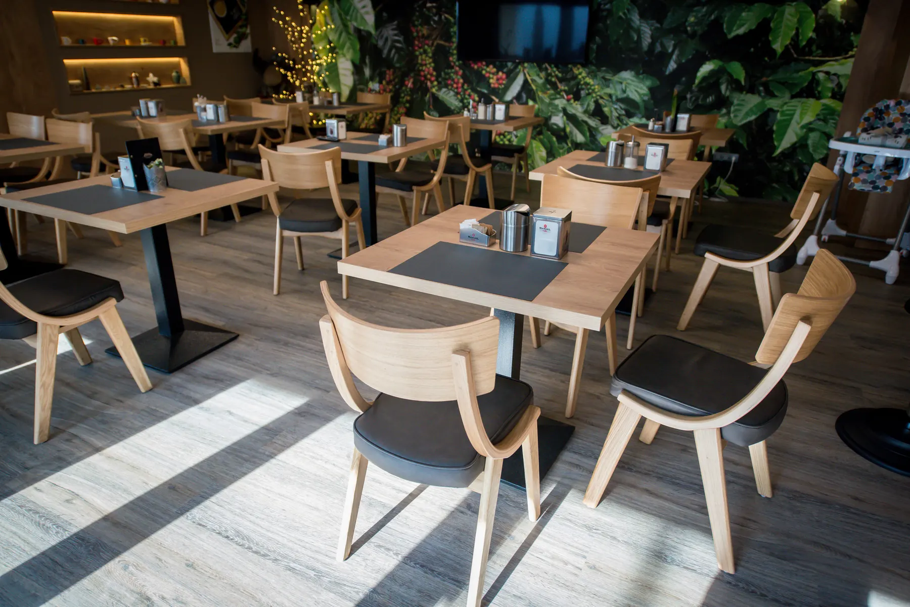 Mokka Coffee & Panini Bar