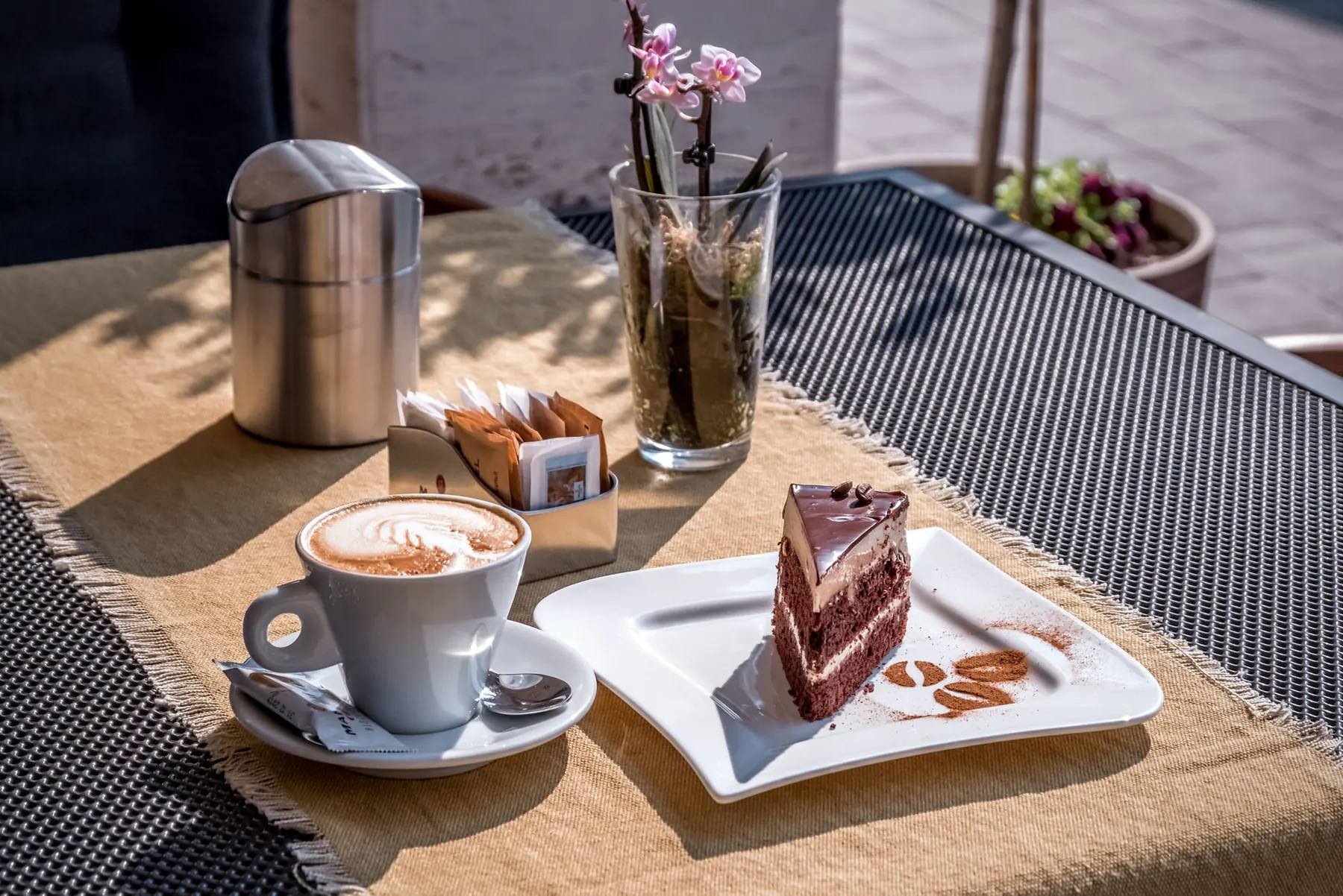 Mokka Coffee & Panini Bar